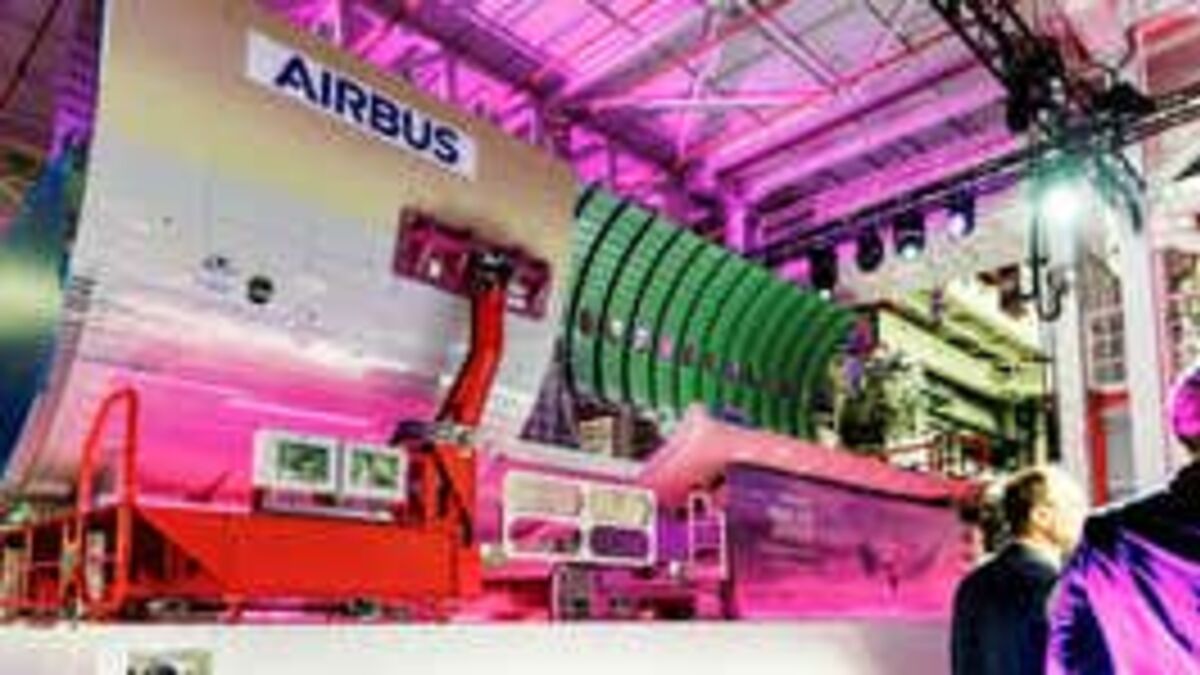 Airbus cuts costs even as it expects plane demand to increase