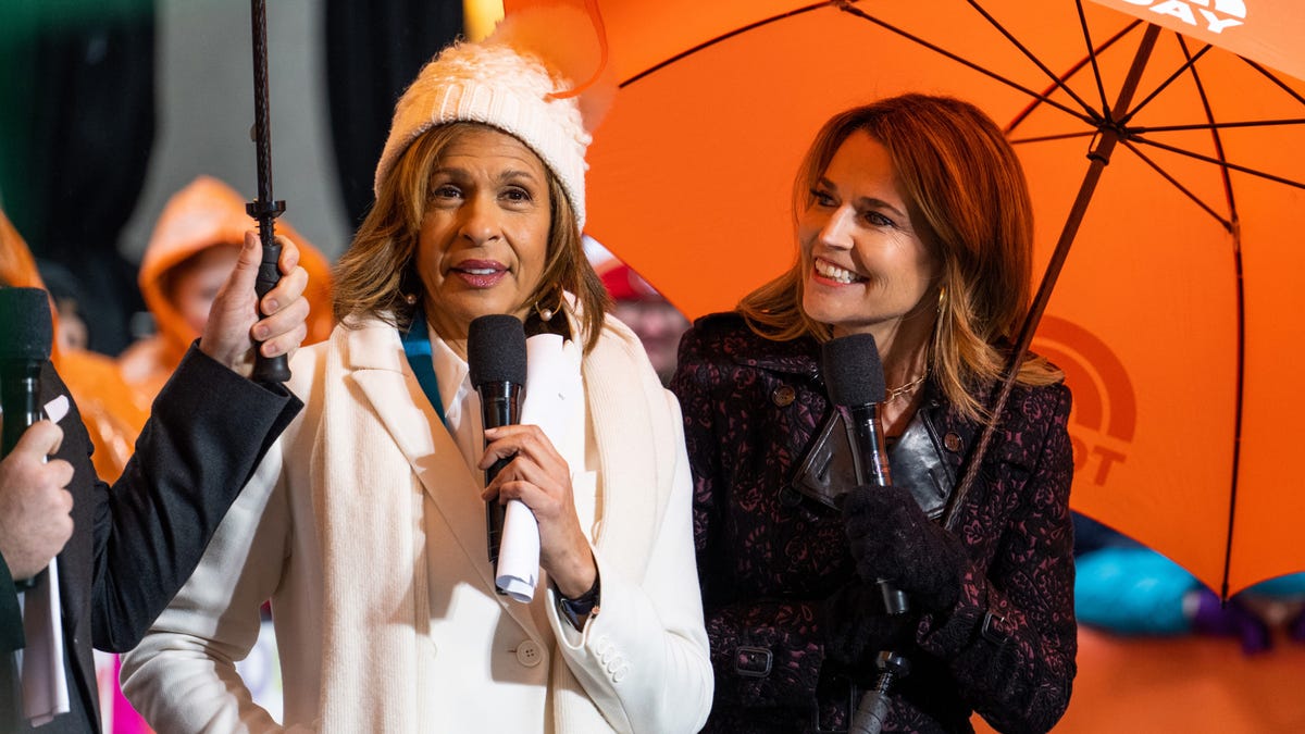 Hoda Kotb And Savannah Guthrie Are Back In Action At Today Show Hoda Kotb And Savannah Guthrie Are Back In Action At Today Show