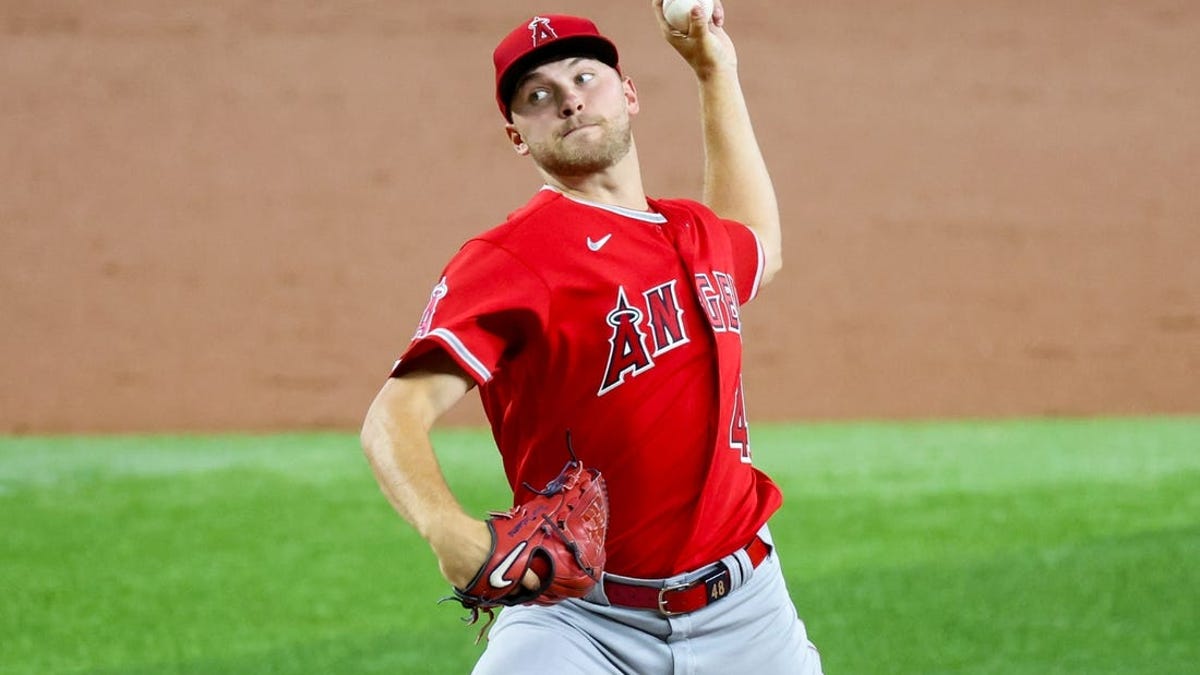 Detmers takes no-hitter into 8th inning, Ohtani hits 42nd homer as Angels  beat Rangers 2-0