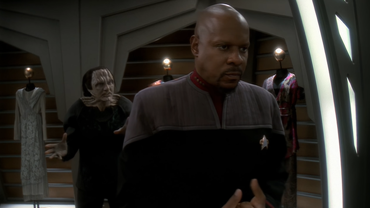 photo of The Best Moment in Deep Space Nine's Greatest Episode Is a Punch Left Unthrown image