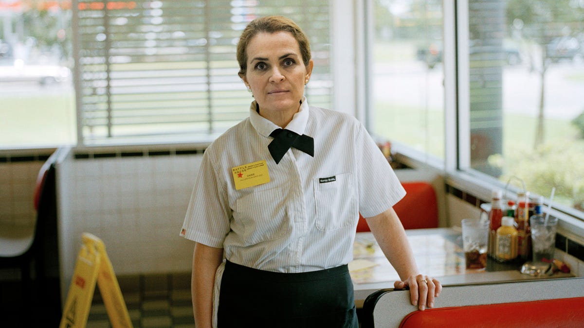 Undaunted Texas Waffle House Waitress Has Been Expecting To Die There Every Day For The Past 20 Years Anyway