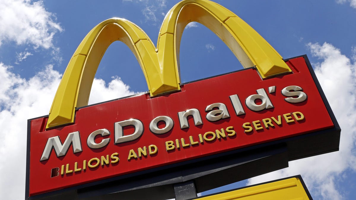 McDonald's is bumping up pay as low-wage workers have options