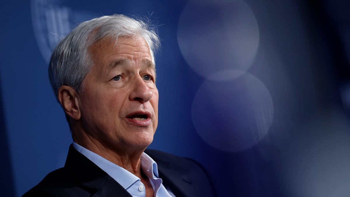 Jamie Dimon isnt ruling out a recession yet