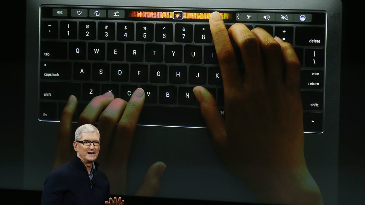 Apple screwed up its new MacBook Pro so bad that developers are now considering Windows computers