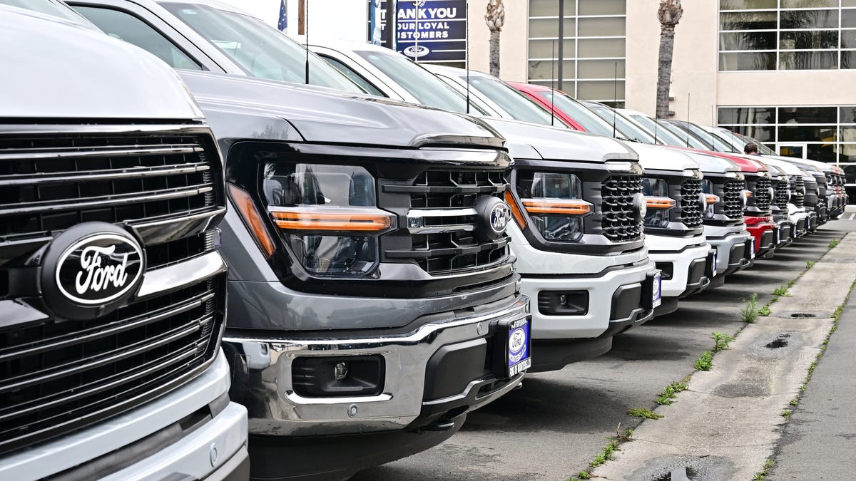 Ford sees sales bump in May on employee pricing despite tariffs