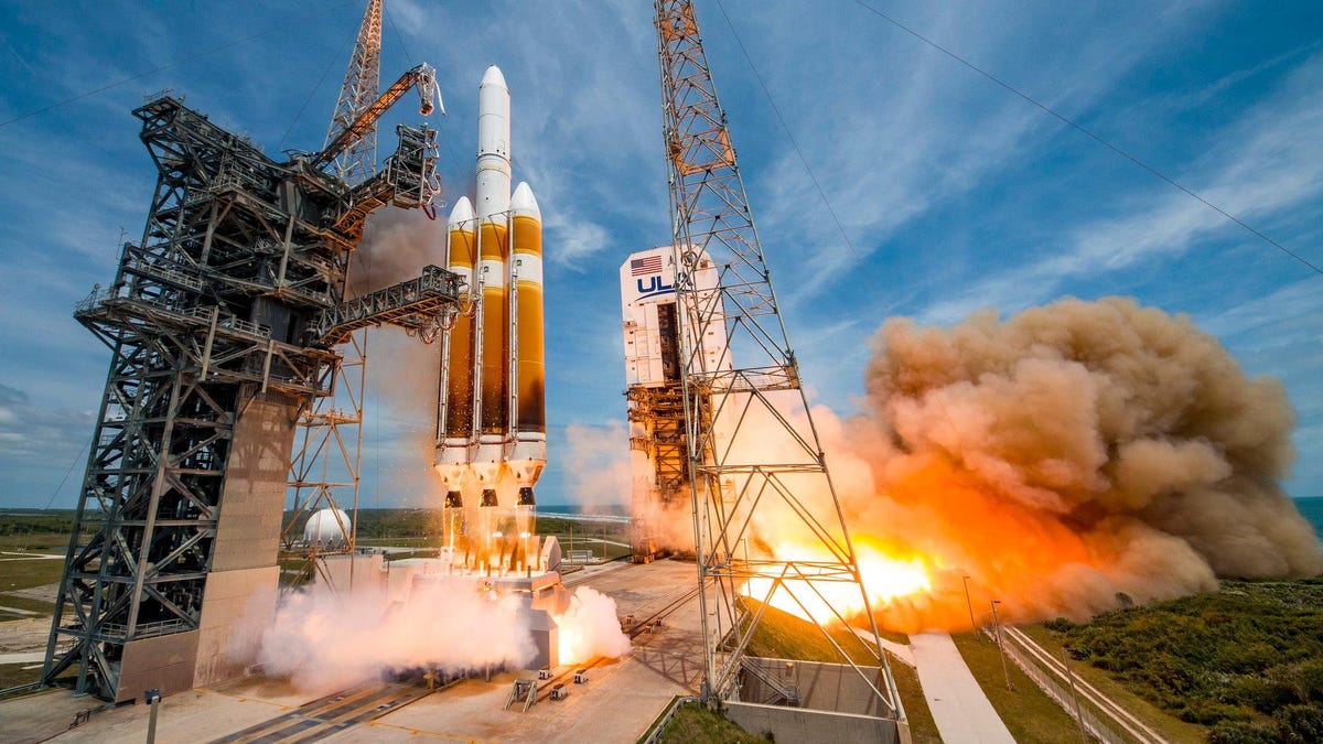 A Legendary Rocket's Final Flight and More Top Space Images of the Week