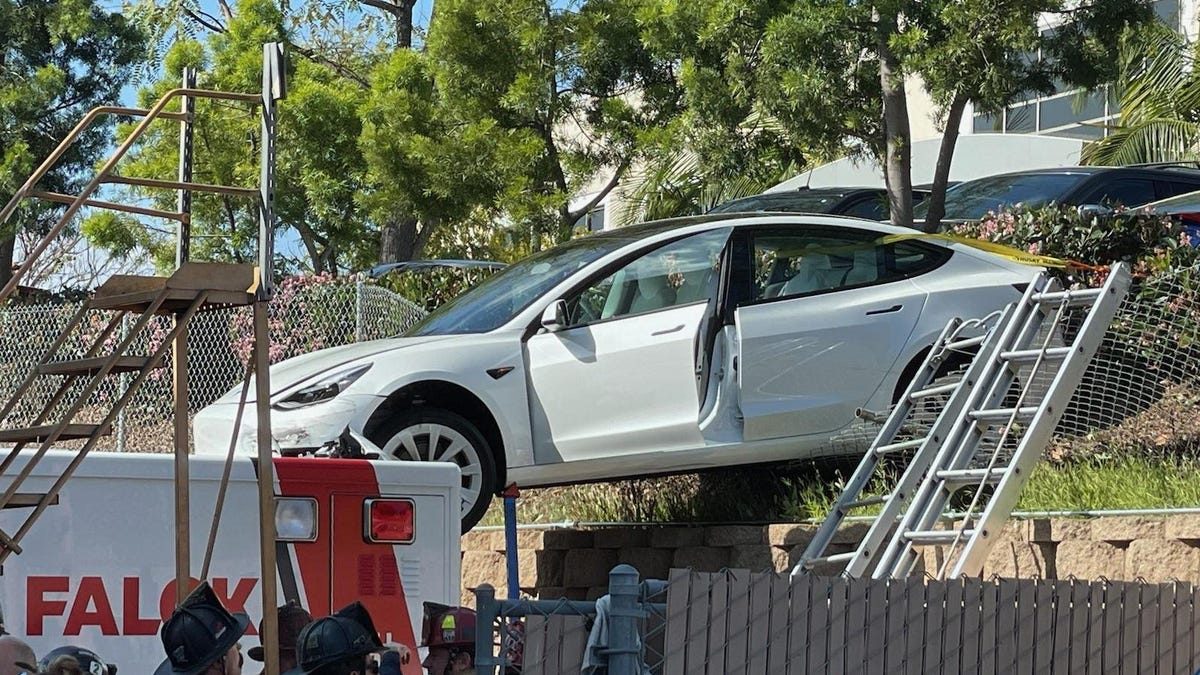 A Tesla Model 3 Crashed And Landed On Top Of An Ambulance