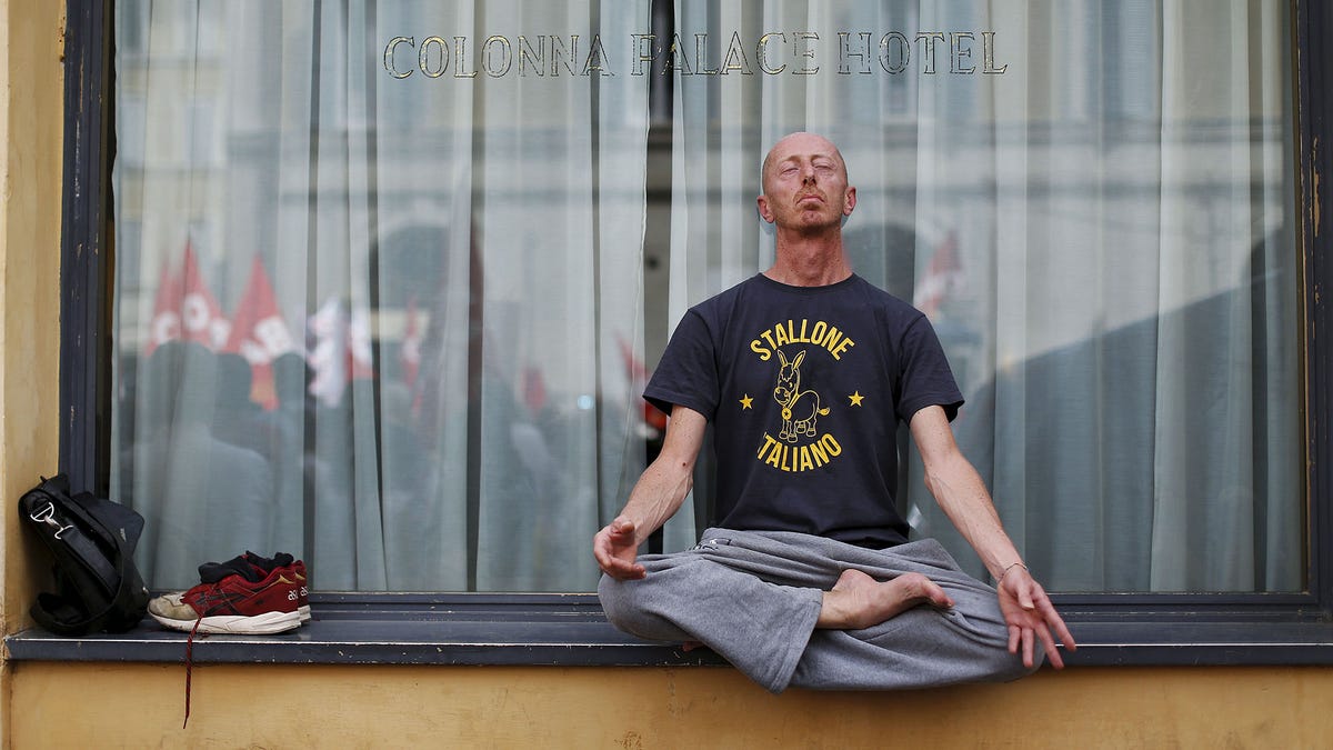Study: Meditation and yoga dramatically cut our need for health care services