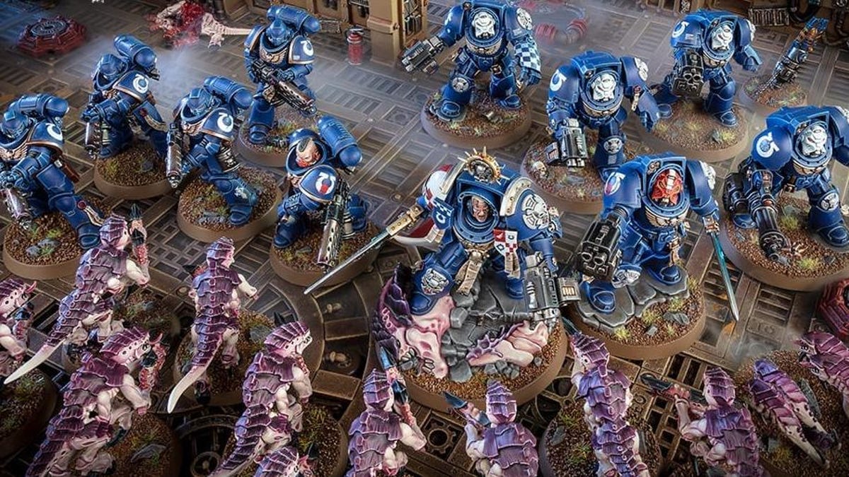 What Scale Are Warhammer 40k Miniatures on the Tabletop?
