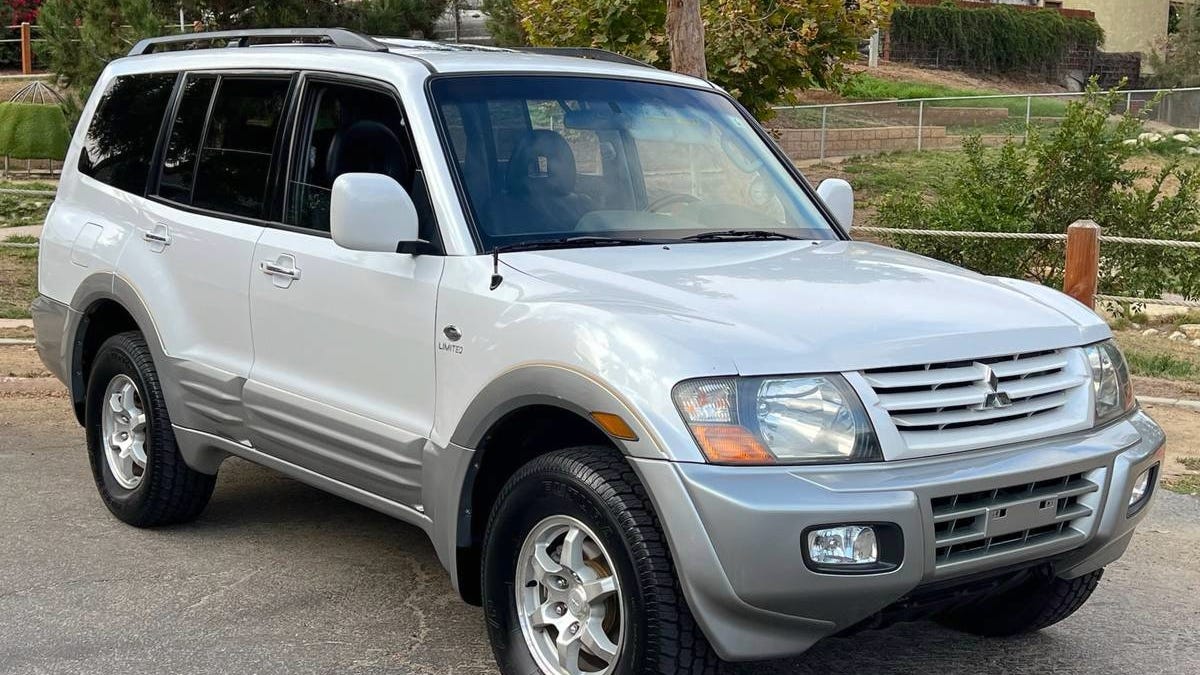 At ,950, Is This 2002 Mitsubishi Montero A Deal?