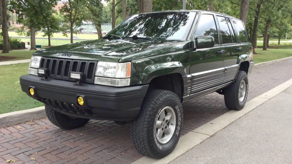 At $8,200, Is It High Time Someone Buy This Lifted 1995 Jeep Grand Cherokee?