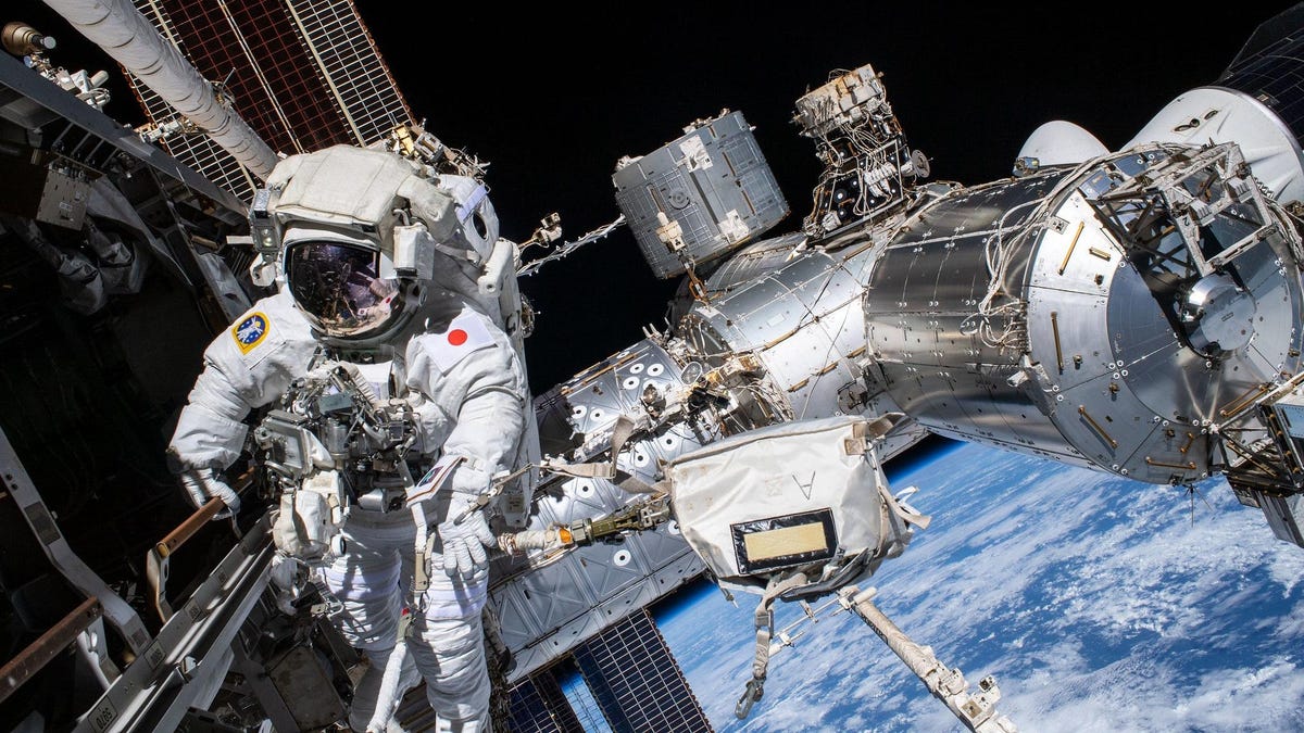 This Week in Spaceflight: The 'Don't Call It a Rescue' Mission to ISS and More