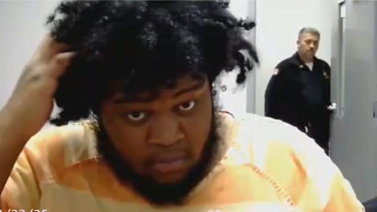 An Ohio Man Gave 911 the Most Chilling Reason For Stabbing His Father to Death