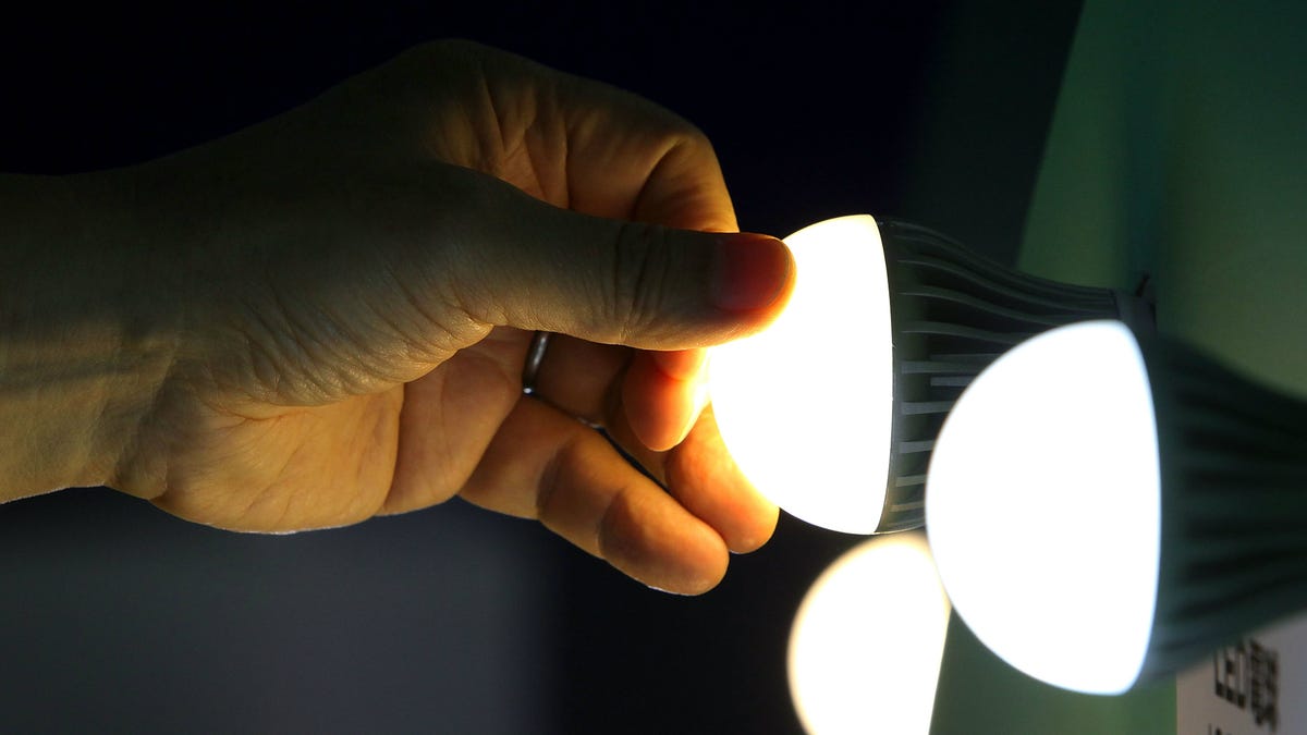 Forget Wi-Fi: You may soon access the internet via ordinary light bulbs