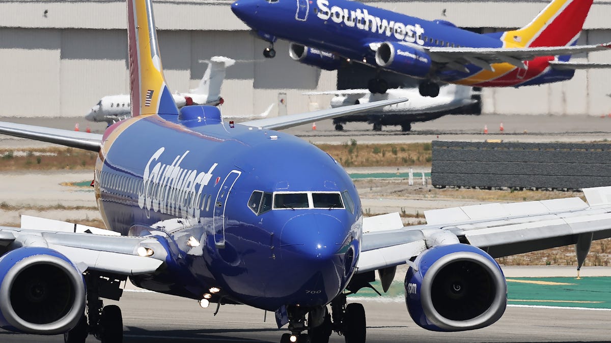 Southwest Airlines prepares for proxy war with activist investor Elliott