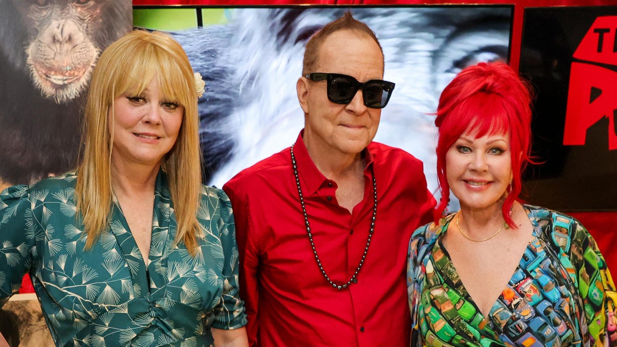 The B-52s' "Rock Lobster" Is About Animal Rights, By The Way