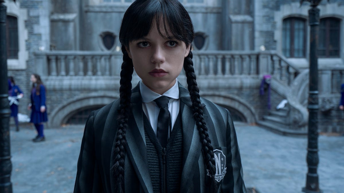Wednesday Season 2's First Six Minutes Shows A More Powerful Wednesday Addams