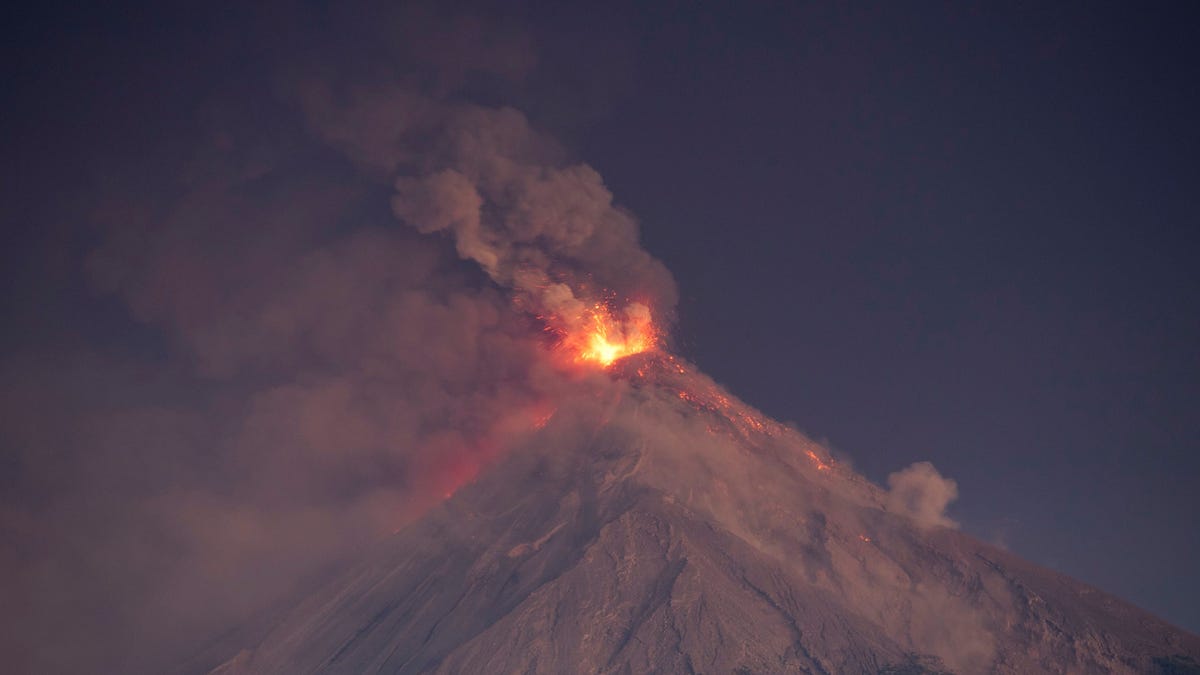 Pictures of the Volcan de Fuego eruption in Guatemala