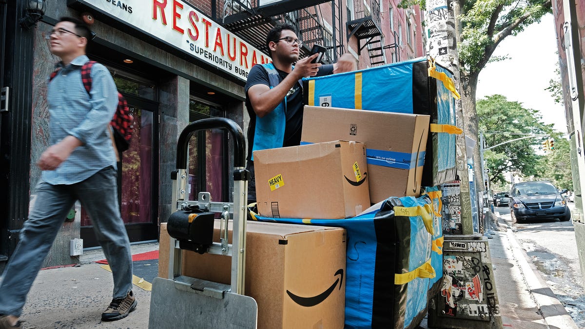 Amazon, Walmart ve Target yaz alışveriş çılgınlığı yaşıyor