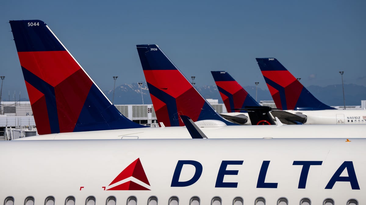 📬 Daily Brief: Delta tumbles