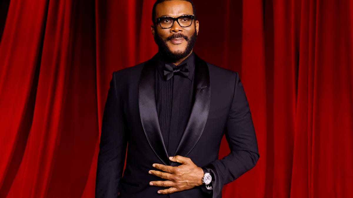 What Tyler Perry whispered to that stripper