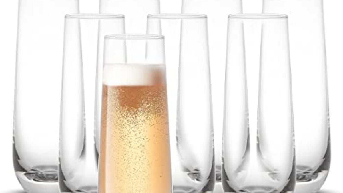 JoyJolt Milo Champagne Glasses 9.4 oz, Set of 8