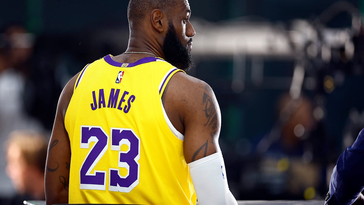 LeBron James set to become only 6th play 21 seasons in NBA
