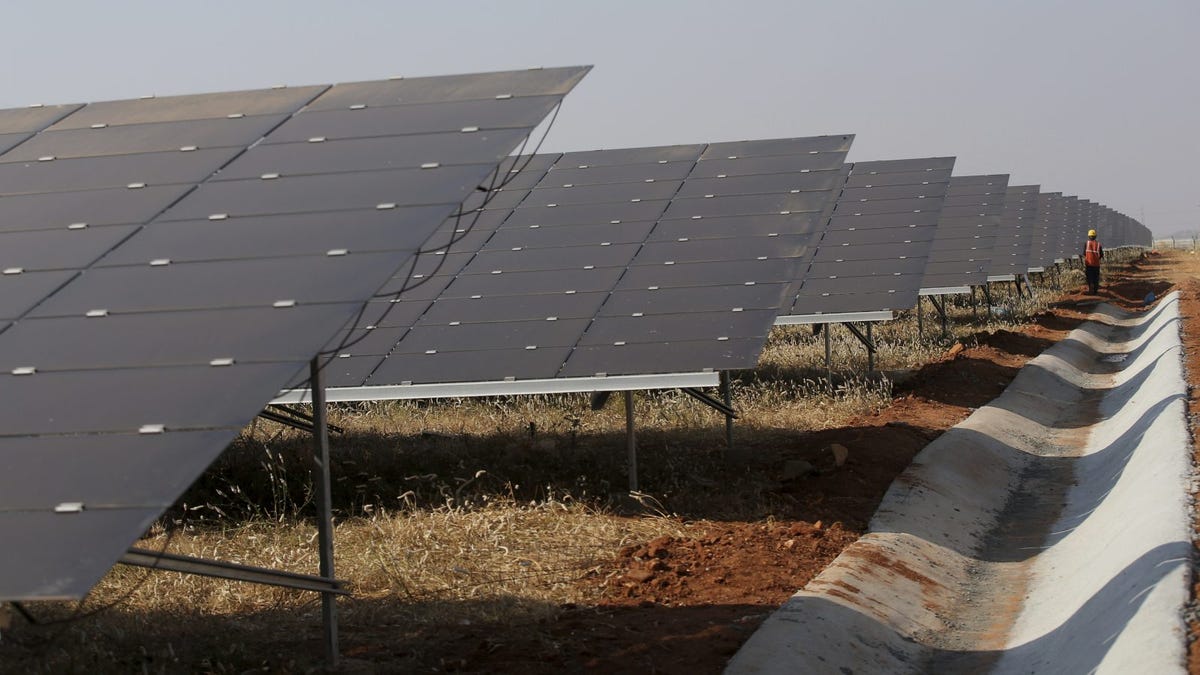 There's now a cheaper battery to store energy that will be great for developing countries
