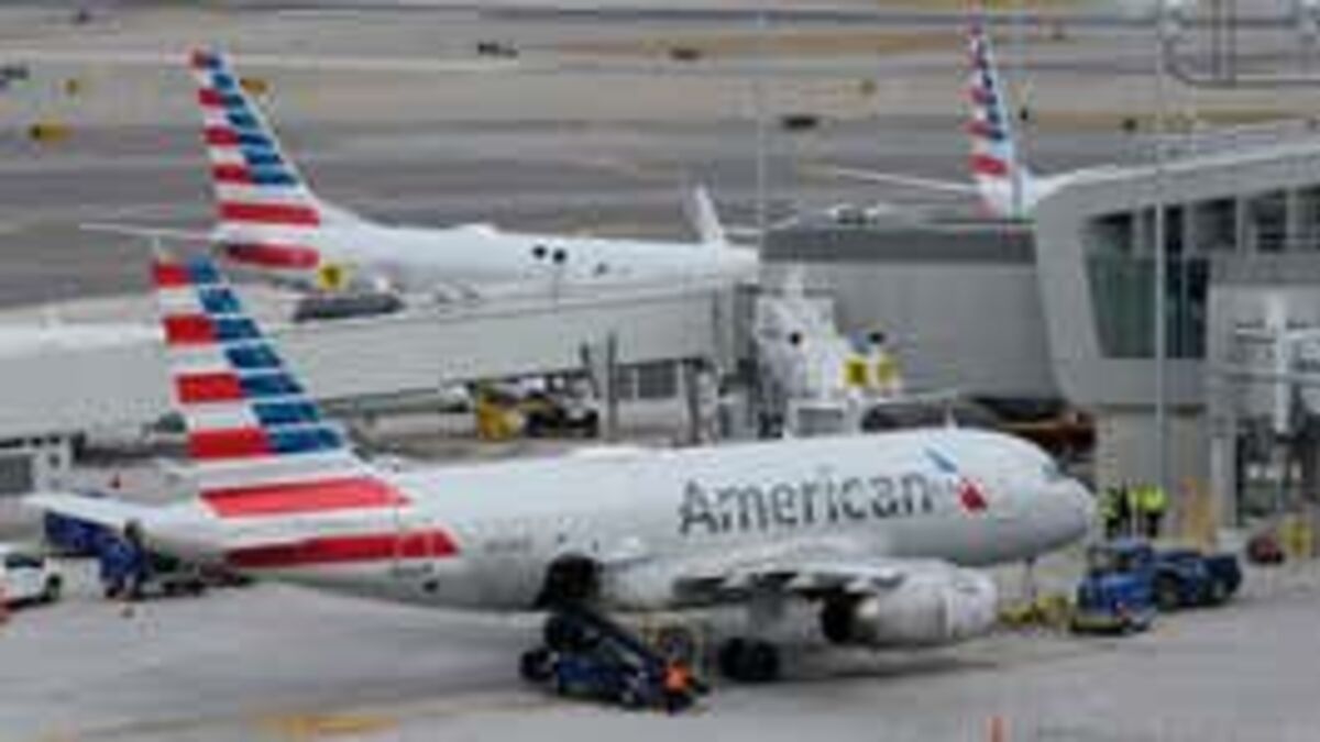 American Airlines is raising bag fees and changing how customers earn