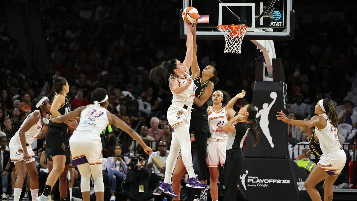 The Phoenix Mercury are very bad this year