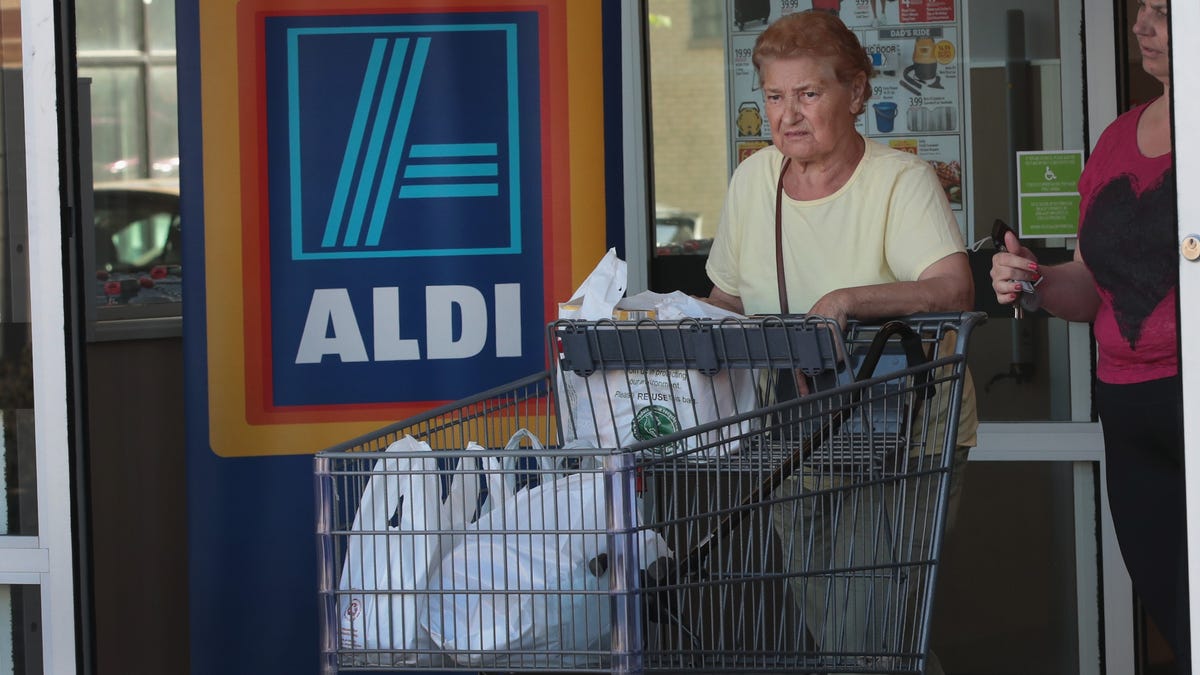 Aldi takes over Walmart with cheaper Thanksgiving basket