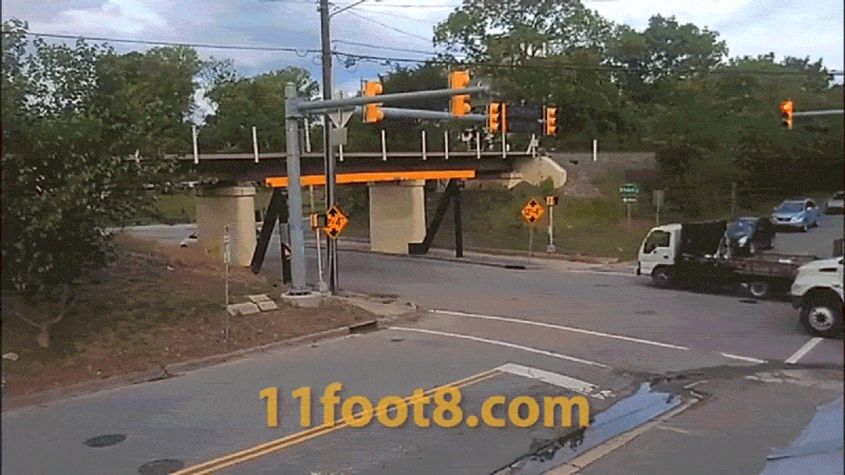 watch-the-11-8-bridge-perfectly-can-opener-a-truck