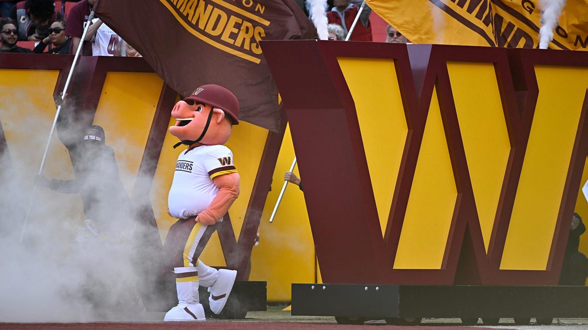 Washington Commanders Unveil New Mascot, Major Tuddy – SportsLogos.Net News