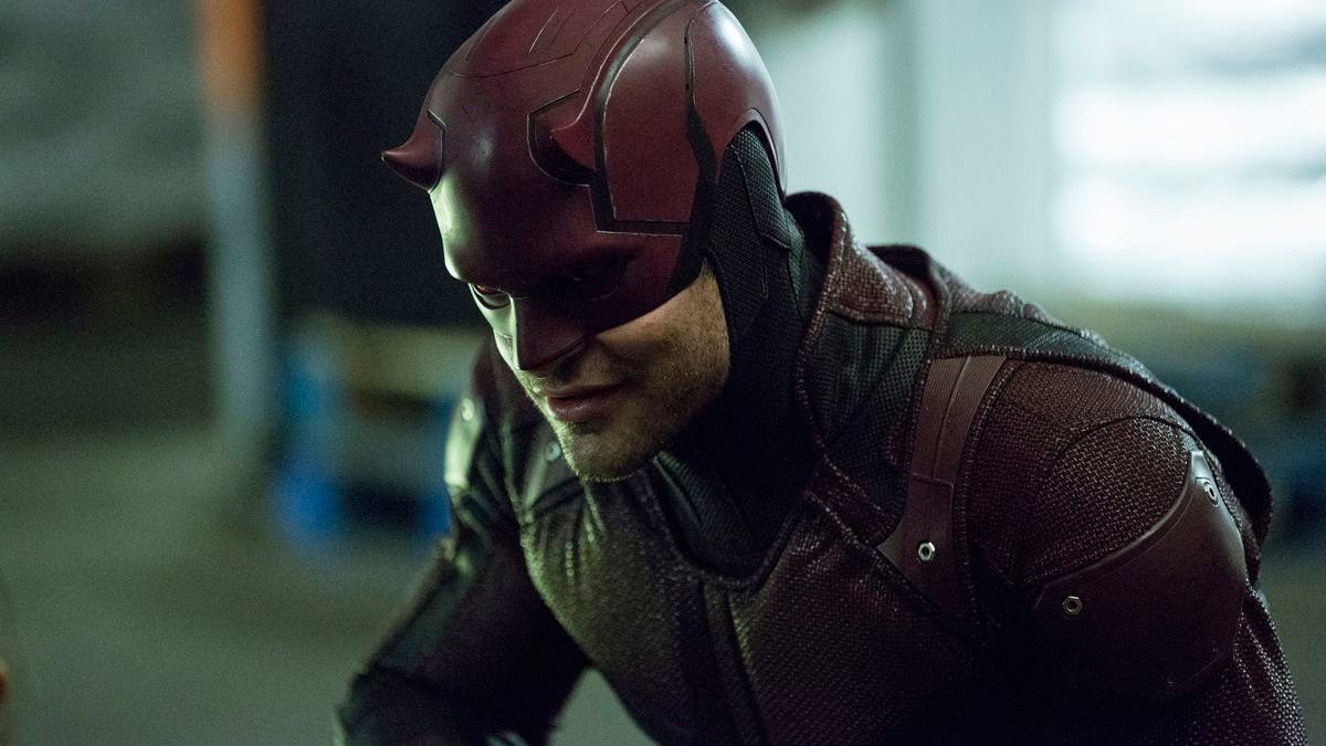 DiscussingFilm on X: Daredevil returns in 'SHE-HULK'. #SDCC   / X