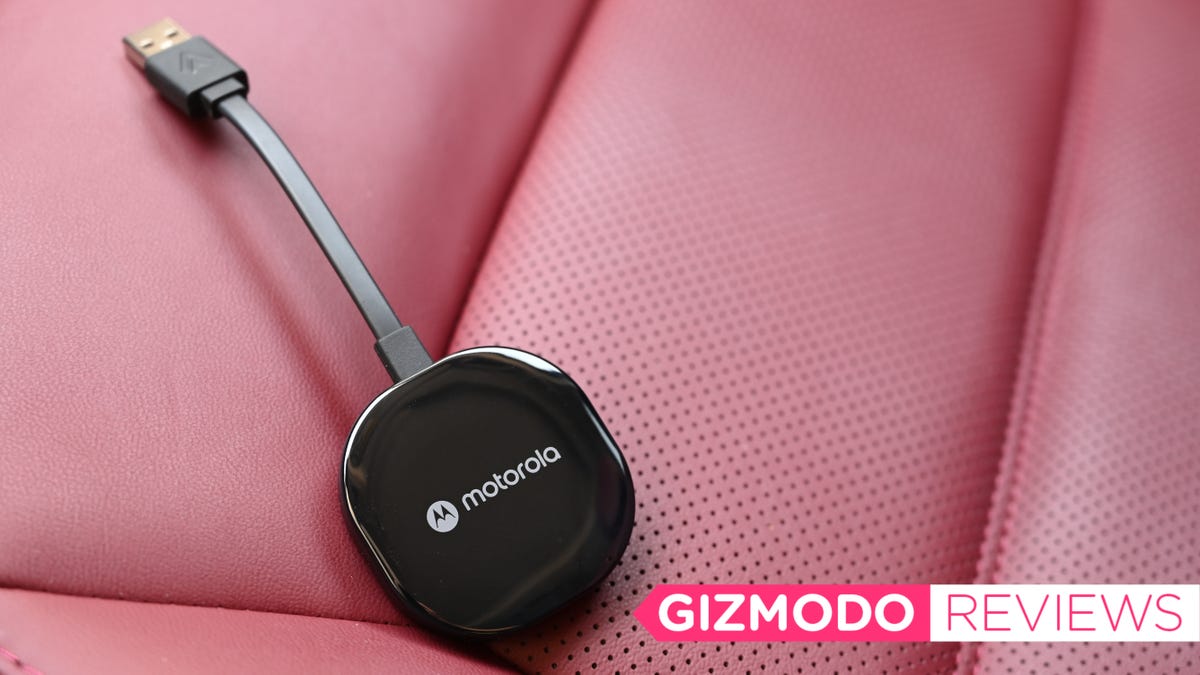 The Motorola MA1 is a dongle for wireless Android Auto - The Verge