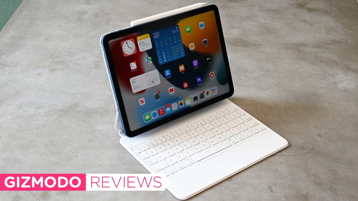 Apple releases iPad Air 5 with M1 processor, positioning it as a laptop  replacement