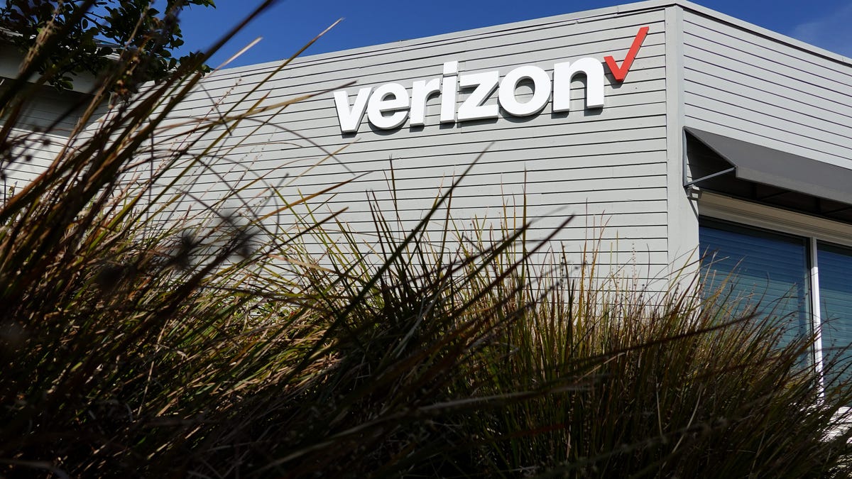 Verizon dumped DEI. Then regulators cleared its $20 billion Frontier deal