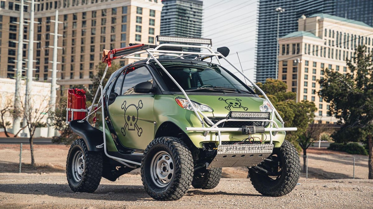 You're Going To Want To Drive This Off-Road Beast Of A Smart Car