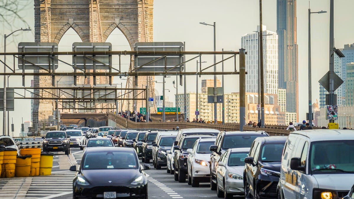 NYC’s plan to ease gridlock and pump billions into mass transit? A 15