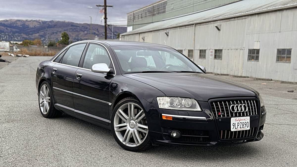 At ,000, Is This 2007 Audi S8 Quattro A Perfect Ten?