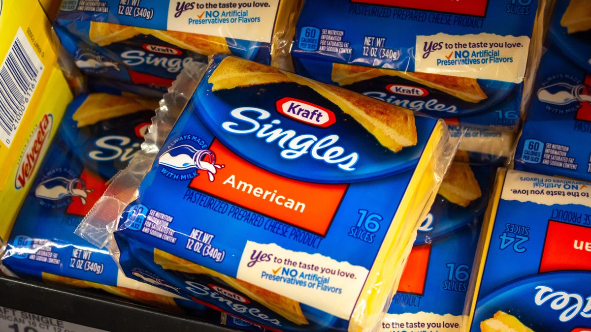 Kraft Singles American Cheese Slices, 24 ct - Food 4 Less