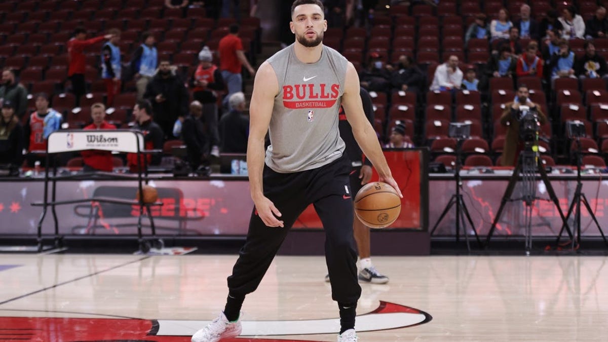 Bulls' Zach LaVine Returns To Lineup Friday On Minutes Watch