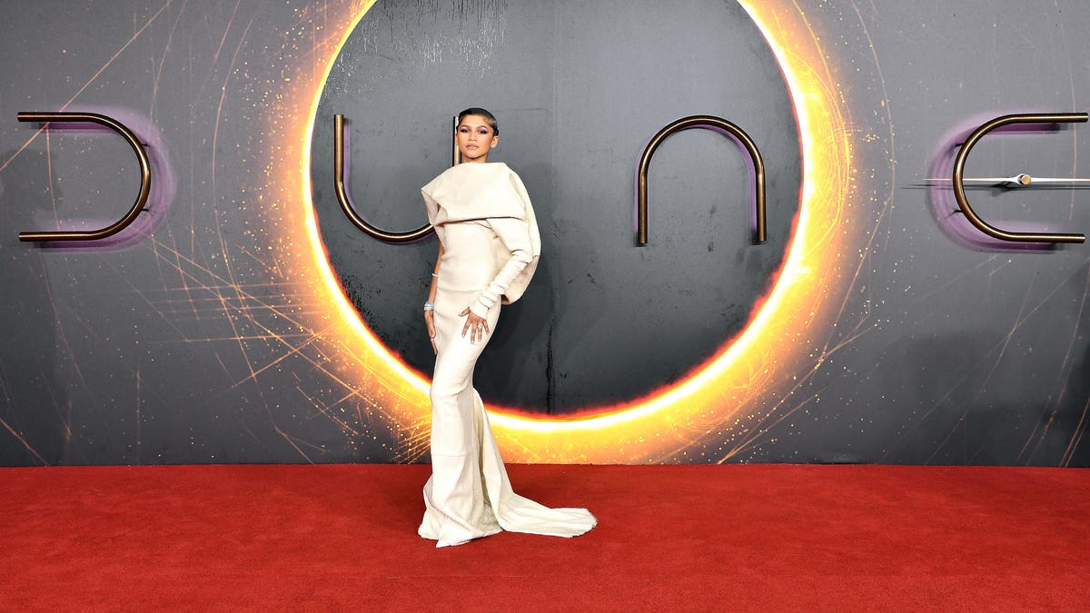 Zendaya's Futuristic Rick Owens Dress at the Dune Screening