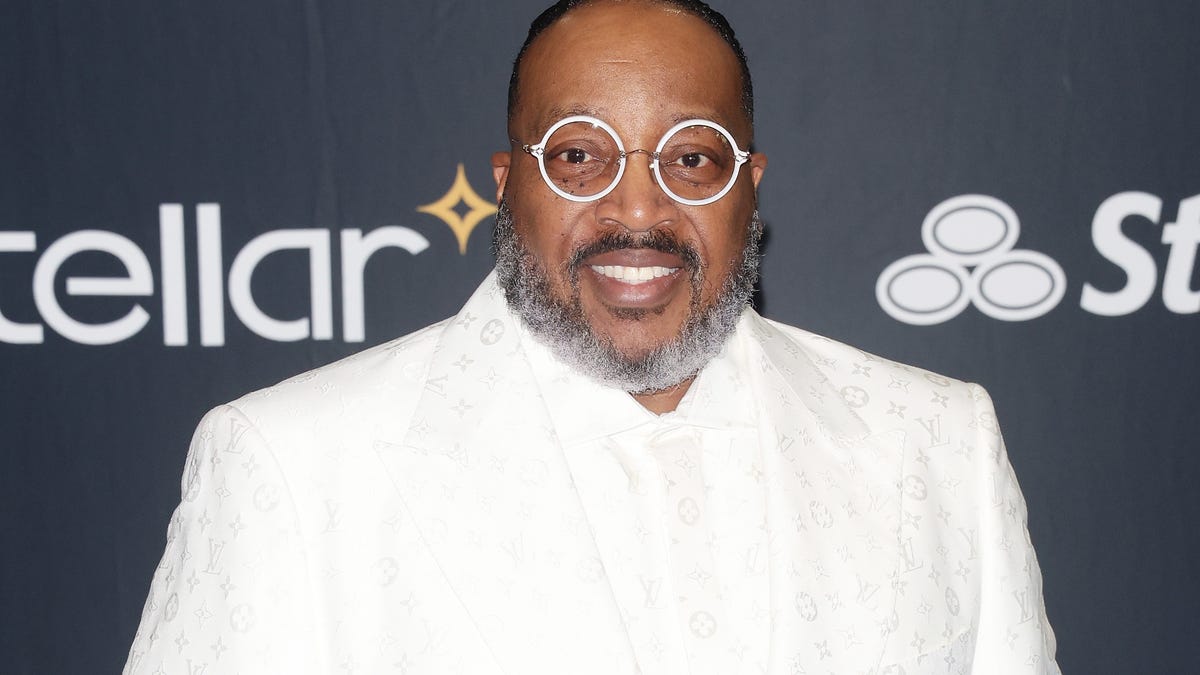 Marvin Sapp Traps His Flock Inside His Church Until They Donate $40,000, and the Internet Drags Him to Hell Over It
