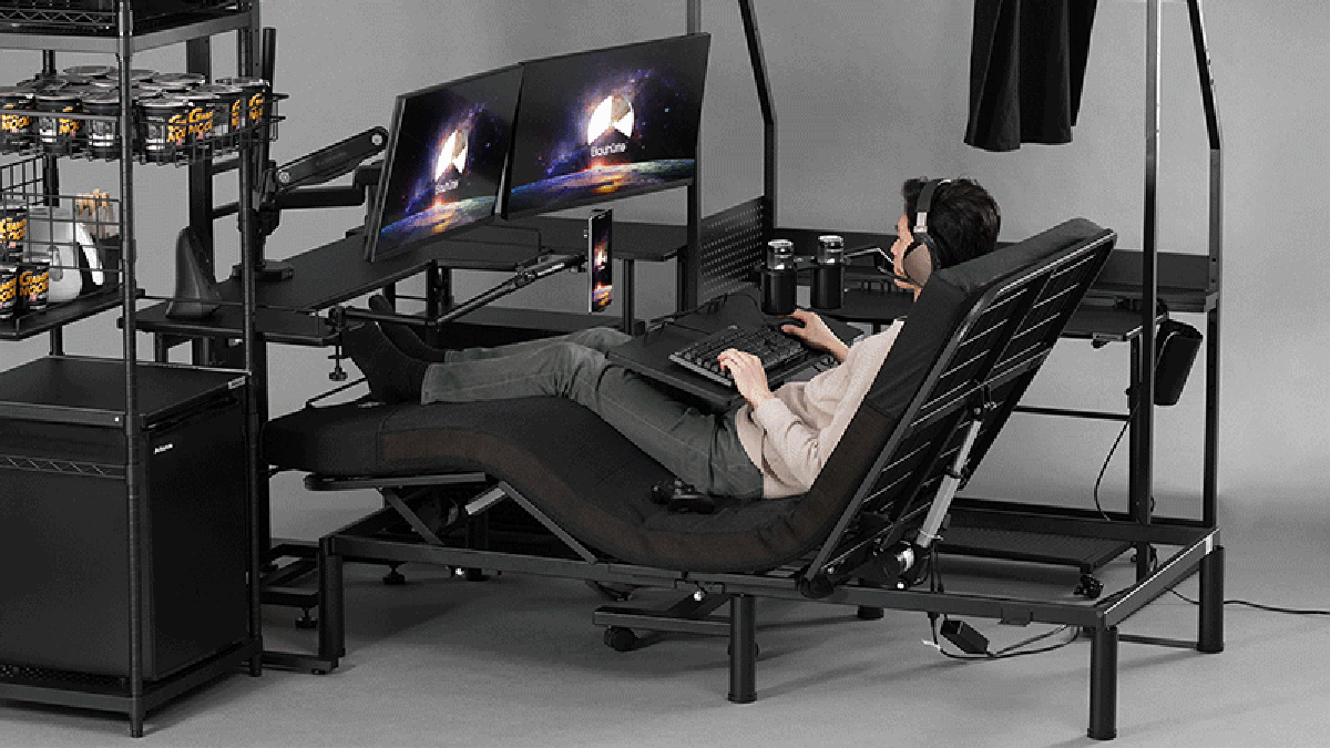 Bauhutte's Knee Cushion Lets You Build a Gaming Zone Anywhere