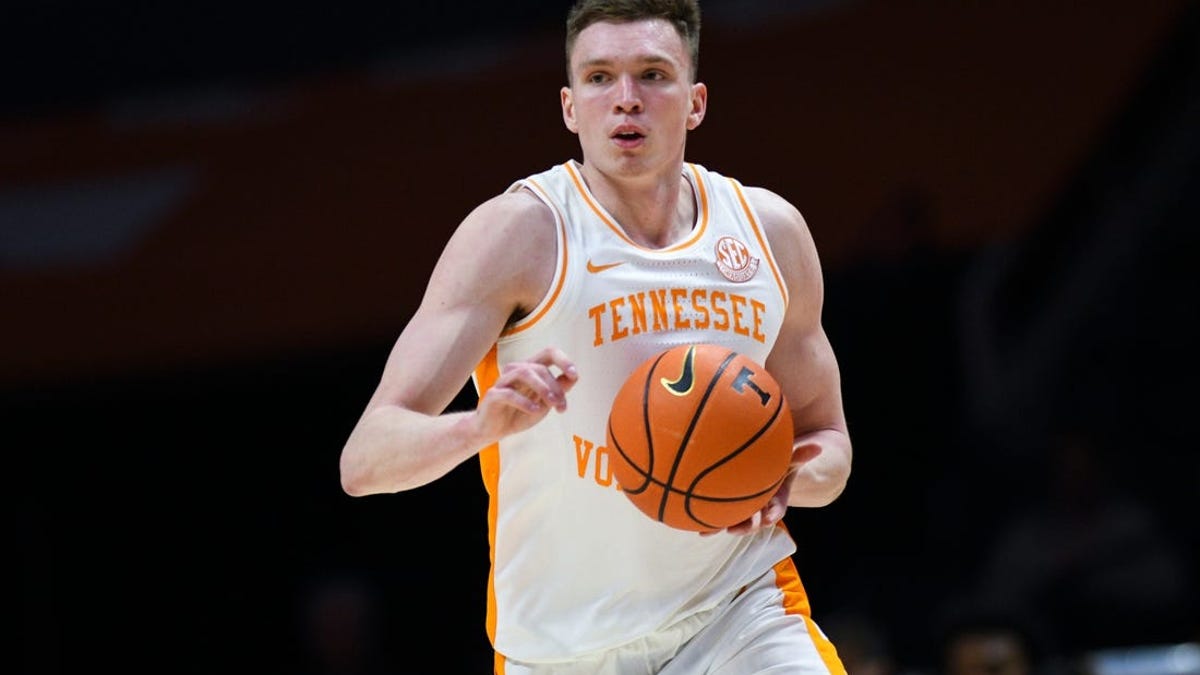 No. 6 Tennessee's Dalton Knecht aims to ignite offense vs. Norfolk State