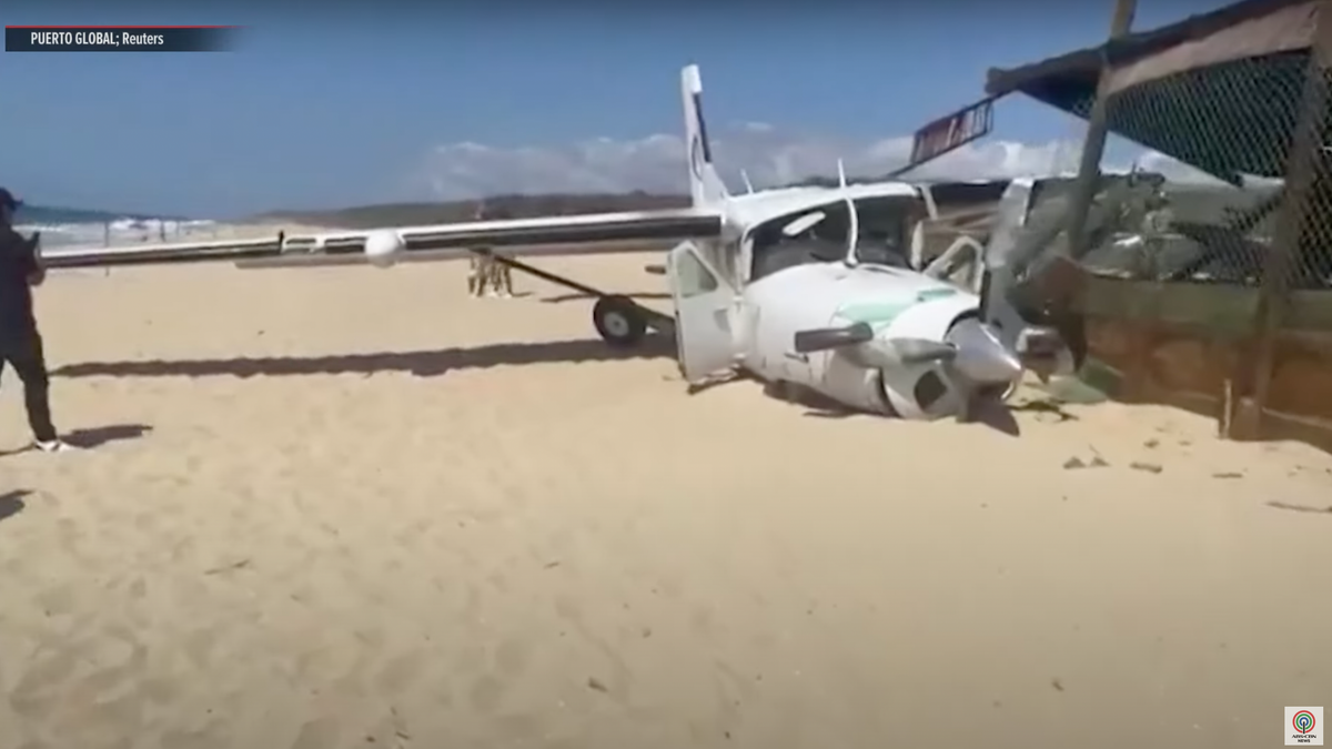 Skydiving Plane Crash Lands On Mexican Beach, Kills Man On The Ground