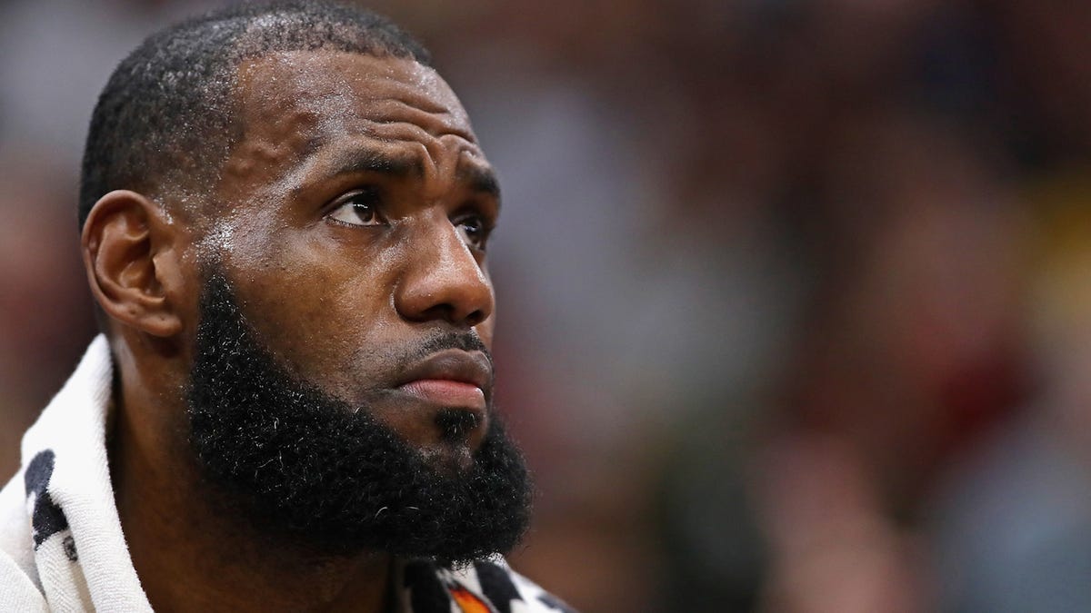 Should LeBron James Leave ‘Space Jam 2’ For A Movie With A Better ...