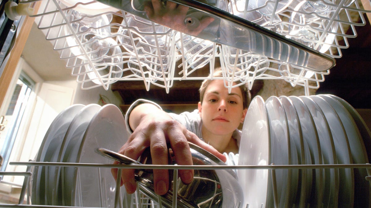 Use This Hack If Your Dishes Are Still Wet from the Dishwasher