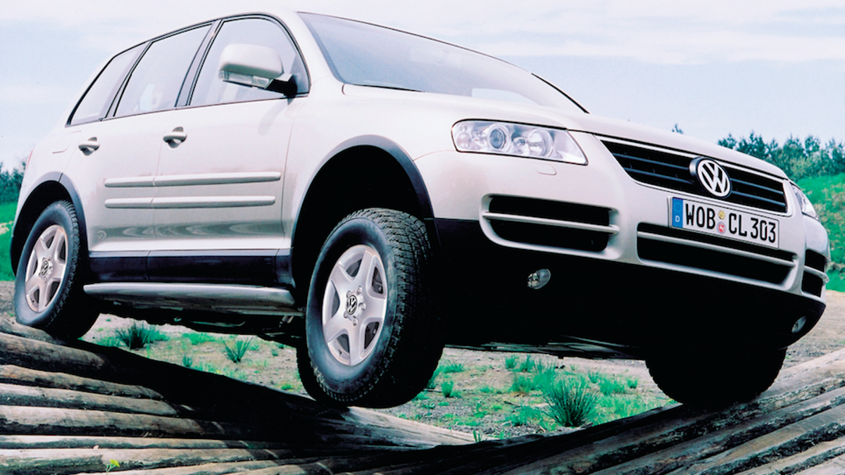 The Crazy Luxury Features That Make the First-Gen VW Touareg Such